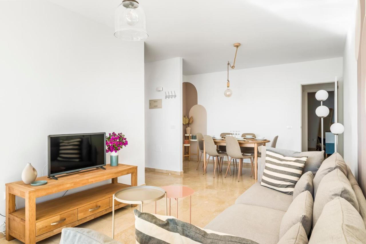 La Nea Beach Apartment Radazul Екстериор снимка
