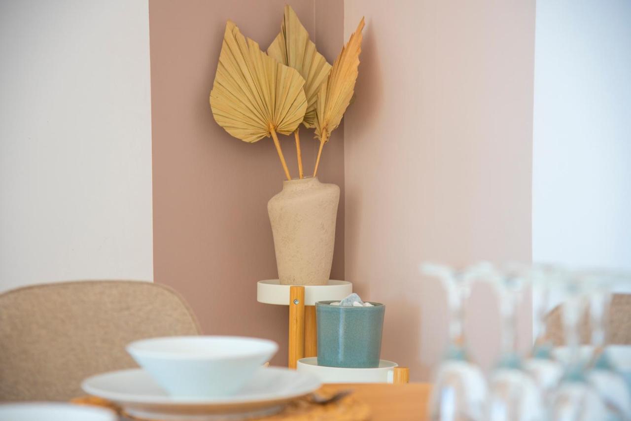 La Nea Beach Apartment Radazul Екстериор снимка